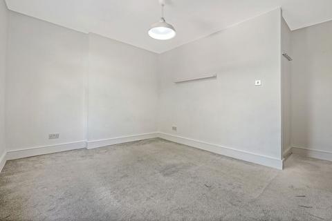 8b Manor Road, Leyton, London, E10 7AL