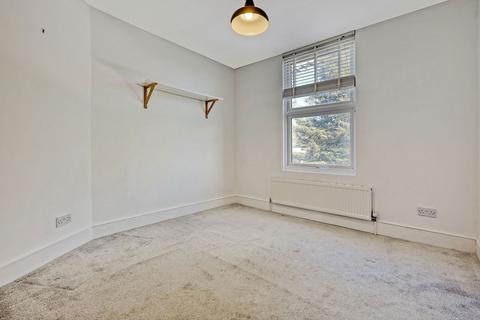 8b Manor Road, Leyton, London, E10 7AL