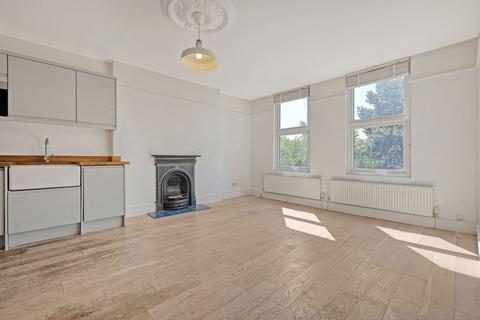 8b Manor Road, Leyton, London, E10 7AL