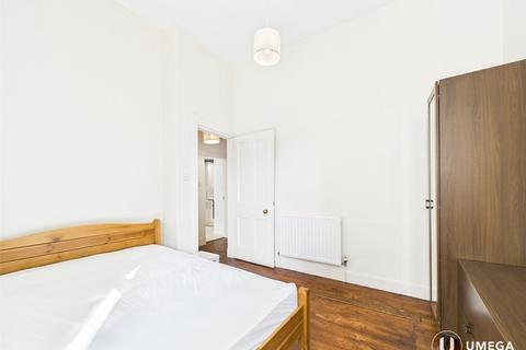 2 bedroom apartment to rent, Montgomery Street, Leith Walk, Edinburgh, EH7