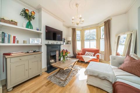 39 Caxton Road, London, SW19 8SJ