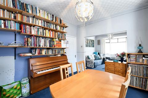 5 bedroom semi-detached house for sale, Lynwood Avenue, Eccles, M30