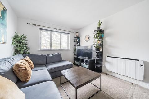2 bedroom apartment for sale, Woodlands Close, Guildford GU1
