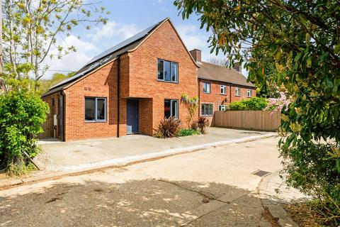 14 Bix Common, Bix, Henley-on-thames, RG9 6BS