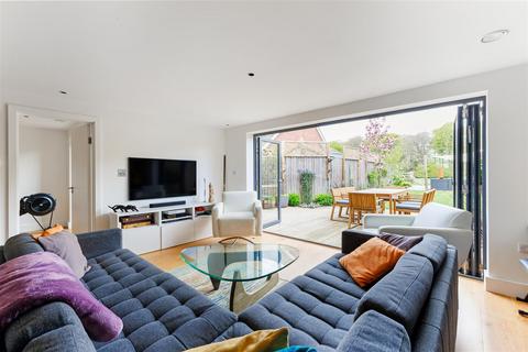 14 Bix Common, Bix, Henley-on-thames, RG9 6BS