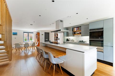 14 Bix Common, Bix, Henley-on-thames, RG9 6BS