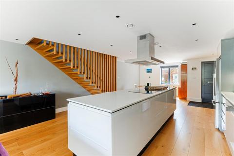 14 Bix Common, Bix, Henley-on-thames, RG9 6BS