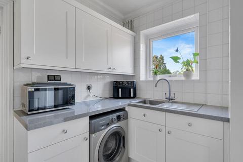 27 Witherston Way, London, SE9 3JJ