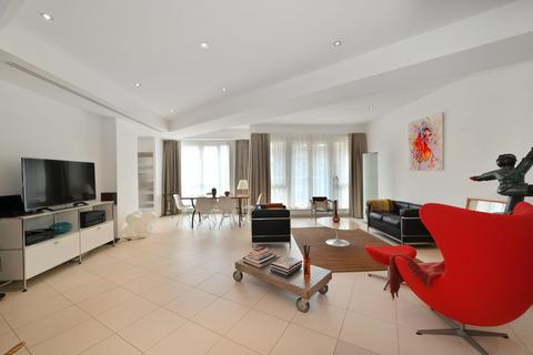 2 bedroom apartment to rent, Hans Crescent, SW1X