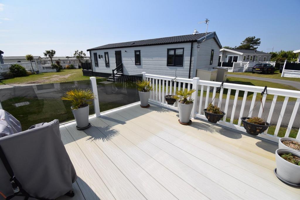 Decking (1).JPG