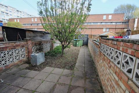 21 Leonard Robbins Path, London, SE28 8ED