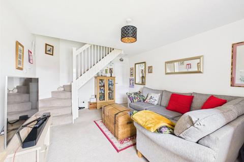 5 Farmington Close, Abbeymead, Gloucester, GL4 4XA