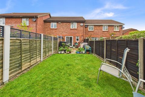 5 Farmington Close, Abbeymead, Gloucester, GL4 4XA