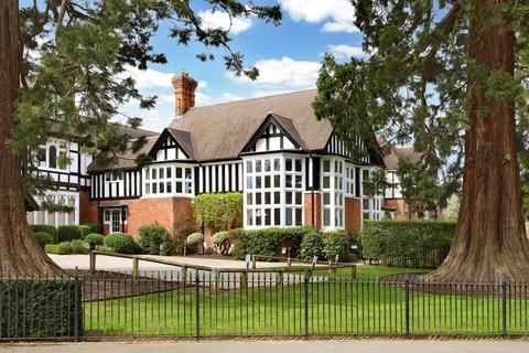 undefined, Queen Elizabeth Crescent, Beaconsfield, Buckinghamshire, HP9