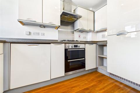 2 bedroom terraced house to rent, Motor Walk, Colchester, CO4