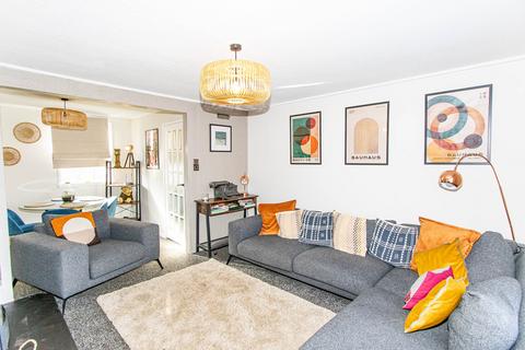 3 bedroom semi-detached house for sale, Sigurd Road, Thurso, Highland. KW14 7LP