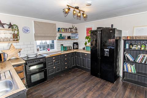 3 bedroom semi-detached house for sale, Sigurd Road, Thurso, Highland. KW14 7LP