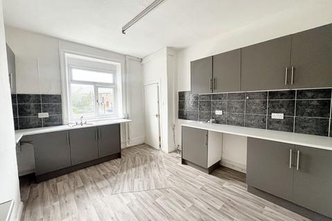 4 bedroom terraced house for sale, Blackmoorfoot Road, Huddersfield, HD4