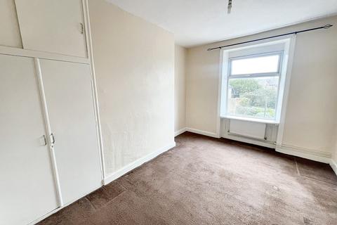 4 bedroom terraced house for sale, Blackmoorfoot Road, Huddersfield, HD4