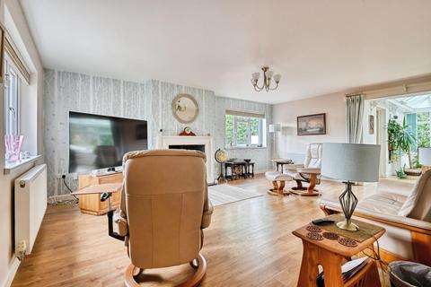 26 Dunchurch Crescent, Sutton Coldfield, B73 6QN