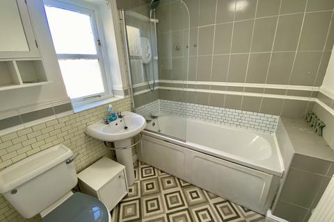 3 bedroom semi-detached house for sale, Applehaigh Close, Bradford, BD10