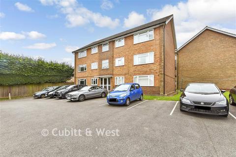 undefined, Shaw Court, Caterham CR3