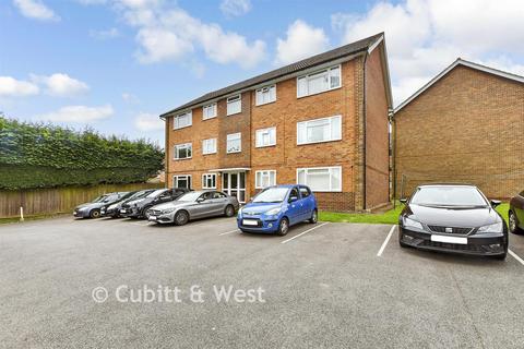 undefined, Shaw Court, Caterham CR3