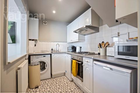 2 bedroom end of terrace house for sale, Kemp Town Mews, Kemp Town, Brighton, East Sussex, BN2