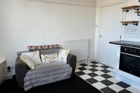 1 bedroom flat to rent, Hartington Road, Aberdeen, AB10