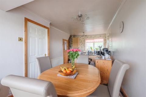 3 bedroom detached house for sale, Long Ridge, Brighouse