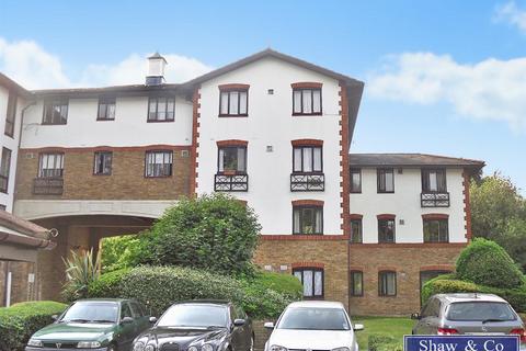 1 bedroom flat for sale, Lampton Road, Hounslow TW3