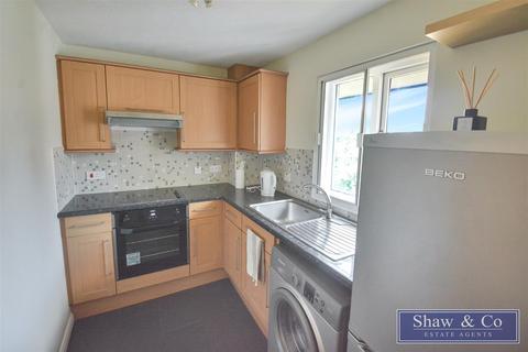1 bedroom flat for sale, Lampton Road, Hounslow TW3