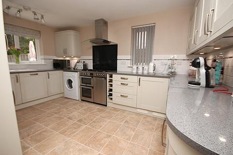 15 Bettiscombe Close, Poole, BH17 9DH