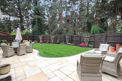15 Bettiscombe Close, Poole, BH17 9DH