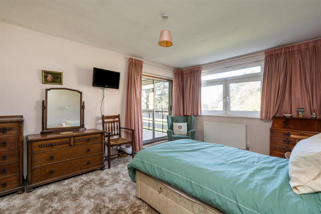 65 Riverside Drive 12.jpg