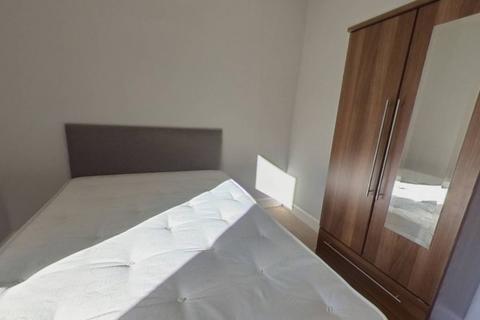 1 bedroom flat to rent, Fountainbridge, Edinburgh, EH3