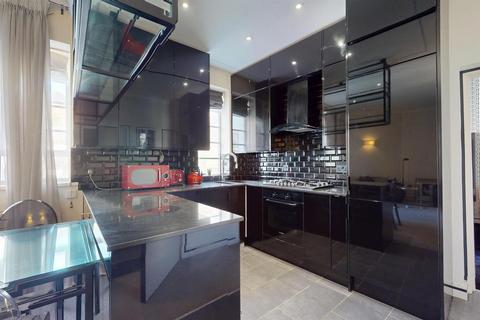 1 bedroom flat for sale, Old Church Street, Chelsea SW3