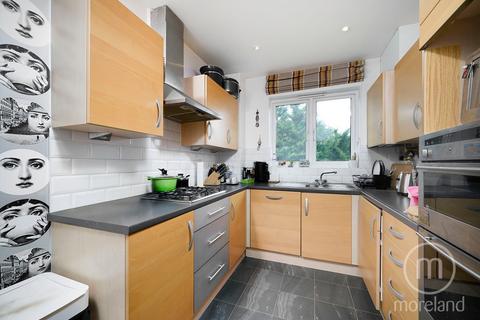 3 bedroom apartment for sale, Burberry Court, London N3