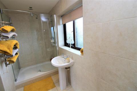 Ty Haf Cemetery Road, Rhosllanerchrugog, Wrexham, LL14 2BY