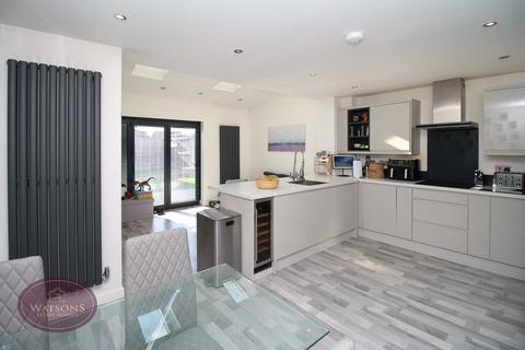 17 Cheviot Drive, Nottingham, NG6 7FH