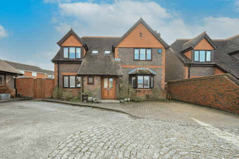 Crow Lane, Crow, Ringwood, BH24