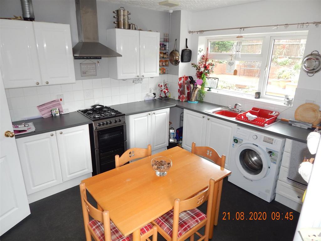 Fitted Kitchen
