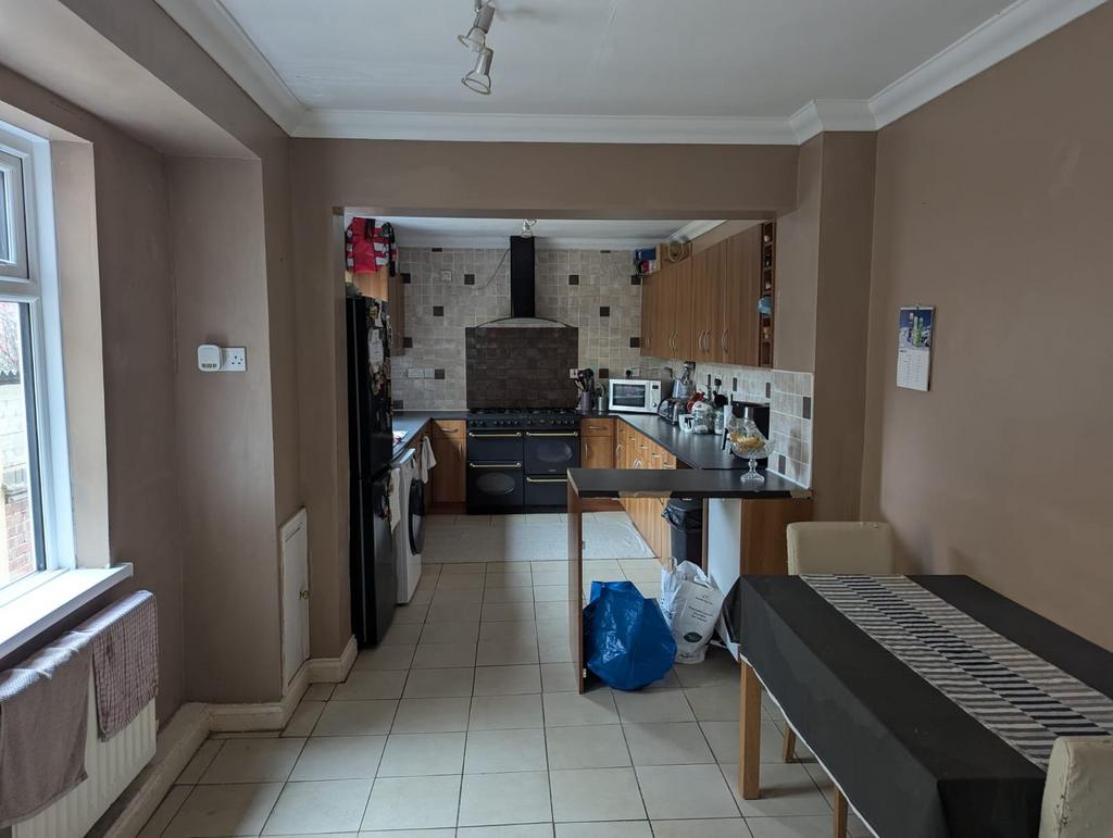 Kitchen/Dining