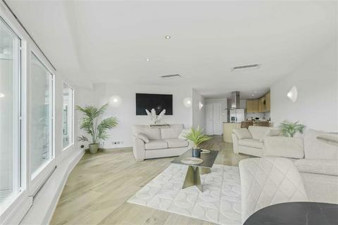 2 bedroom flat for sale, Wapping High Street, London E1W