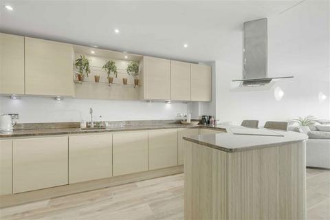 2 bedroom flat for sale, Wapping High Street, London E1W