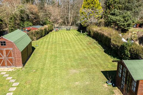 4 bedroom detached bungalow for sale, Butchers Lane, Three Oaks, Hastings