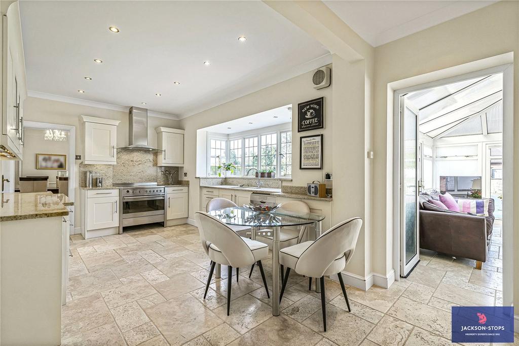 Kitchen/Breakfast