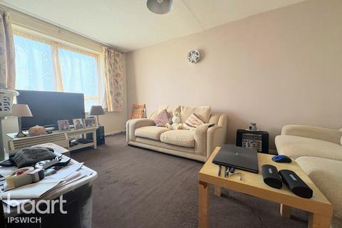 undefined, Hale Close, Ipswich