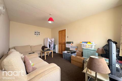 undefined, Hale Close, Ipswich