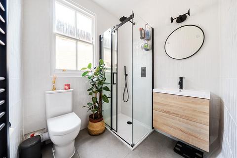 2 bedroom flat for sale, Hurstbourne Road, London SE23